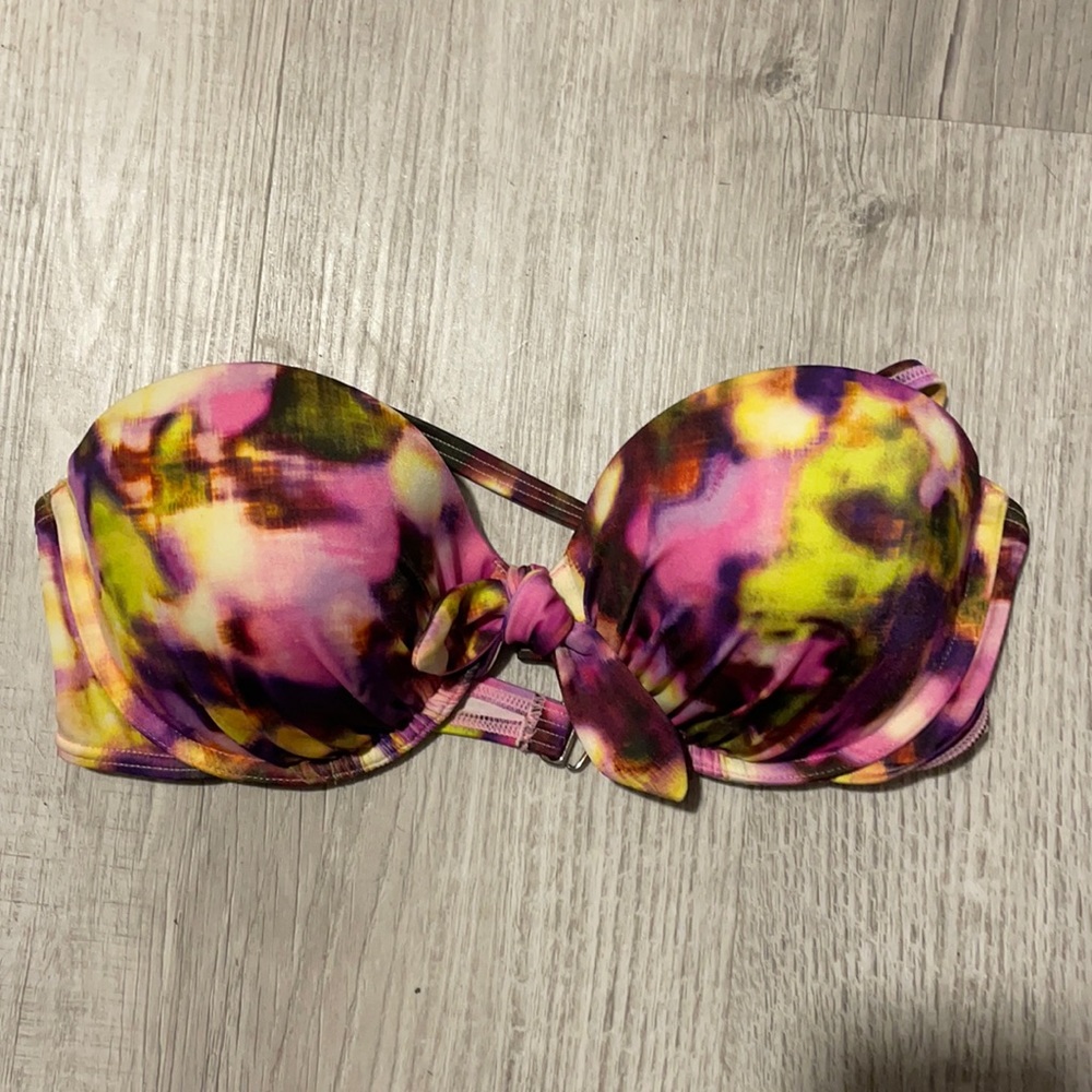 Vintage Victoria’s Secret Multicolor Bathing suit Top